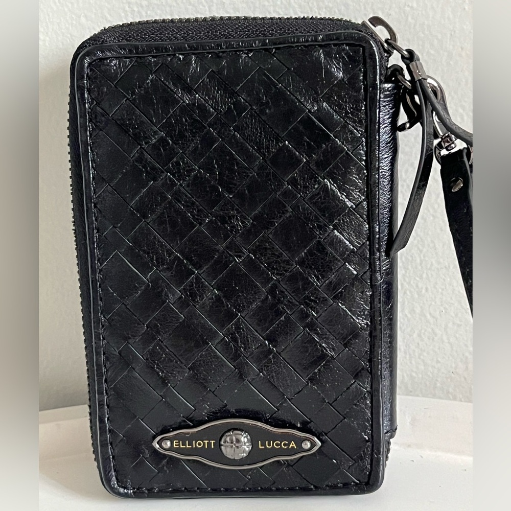 Elliot Lucca Black Woven Wristlet Wallet Money Cards Holder Clutch